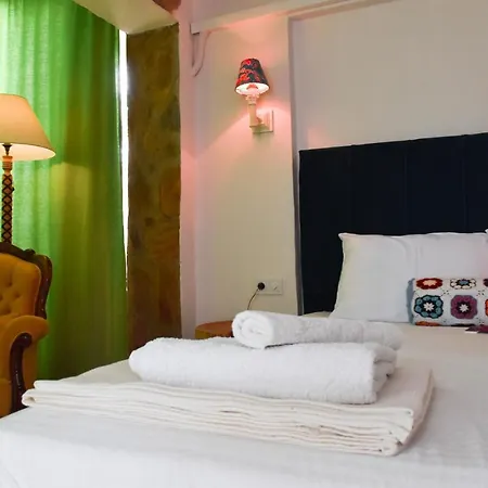 Smyrna Bed and breakfast 3*